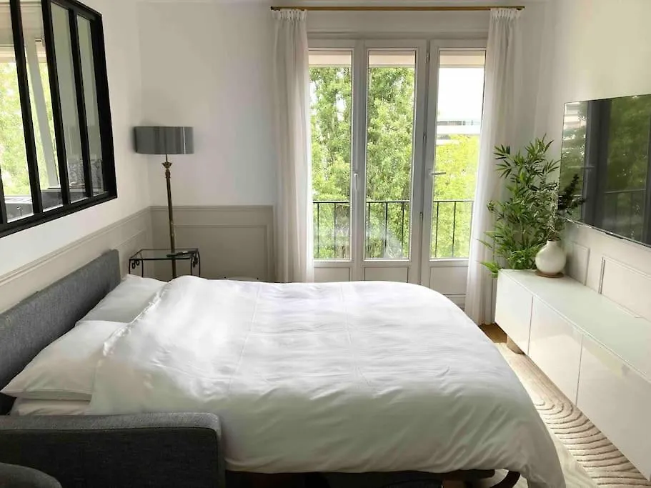 Le Daumesnil + Balcon 2br 4/6peoples Apartment Paris